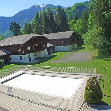 Confortable Avec Piscines, Terrasse Et Parking A - Fr-1-629-100 Samoëns
